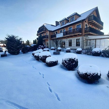 Hotel Sloneczny Brzeg ビスクピエツ エクステリア 写真