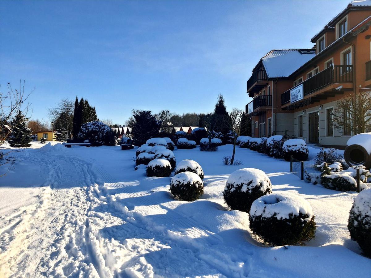 Hotel Sloneczny Brzeg ビスクピエツ エクステリア 写真