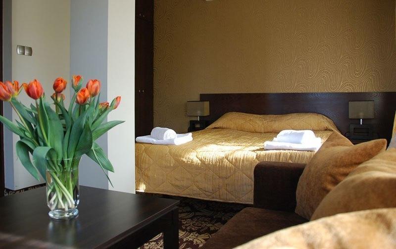 Hotel Sloneczny Brzeg ビスクピエツ エクステリア 写真