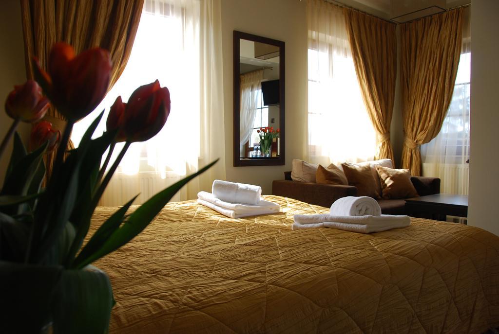 Hotel Sloneczny Brzeg ビスクピエツ エクステリア 写真